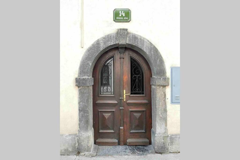 Old Town 14 Appartement Ljubljana Buitenkant foto